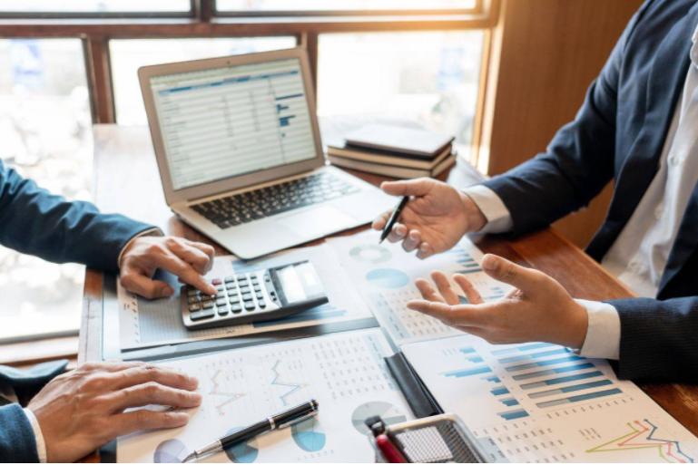 国外实体怎么打败电商,为什么中国电商可以打败实体店