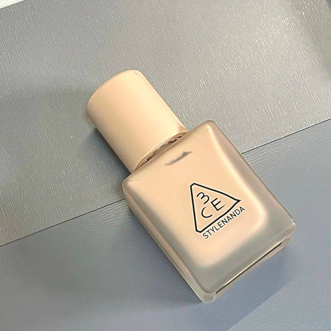 怎么样挑选适合自己肤色的粉底液,不同肤质粉底液红黑榜