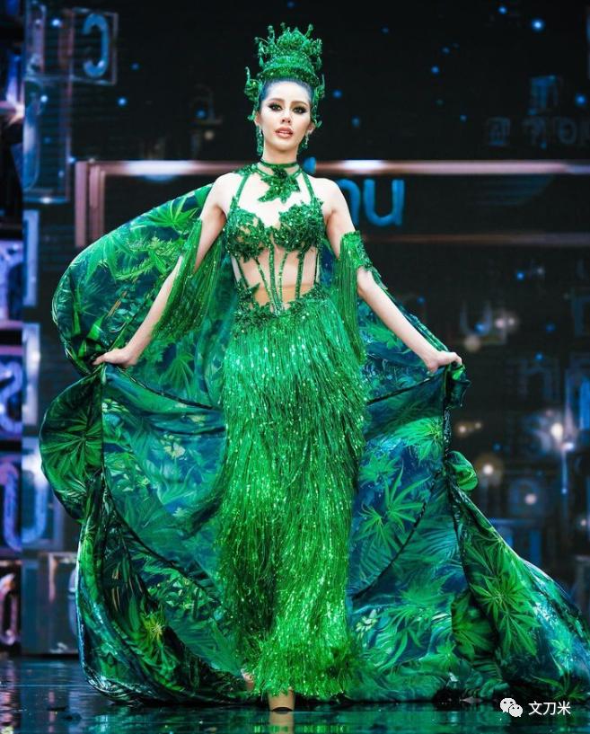 恐怕是地球最抓马的时装秀|MetGala小意思