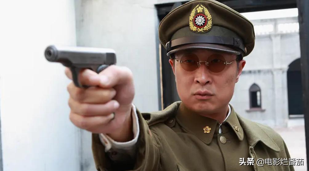 风筝和潜伏伪装者哪个好看,伪装者和风筝哪部好看