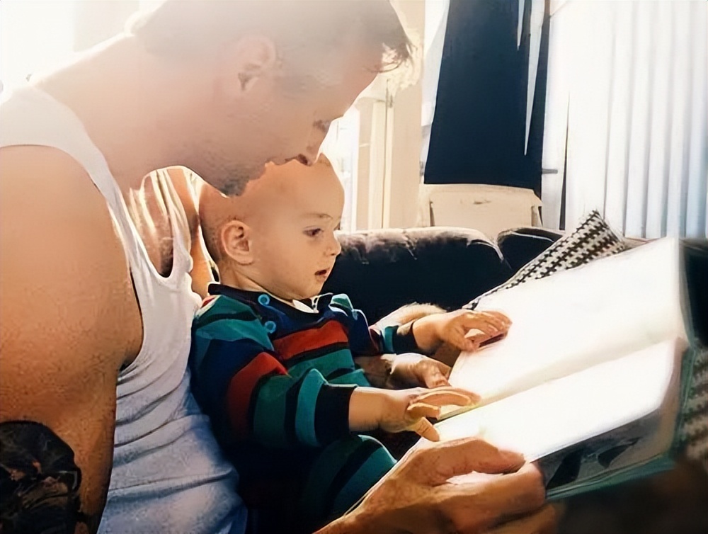 宝宝不同年龄段适合玩什么玩具,宝宝两岁要给宝宝买什么玩具