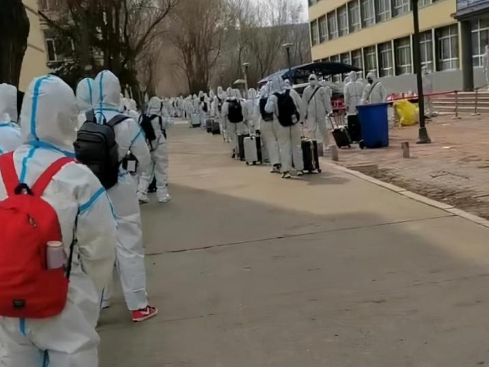 广州现在大学生每月生活费,广州的大学生一个月生活费给多少