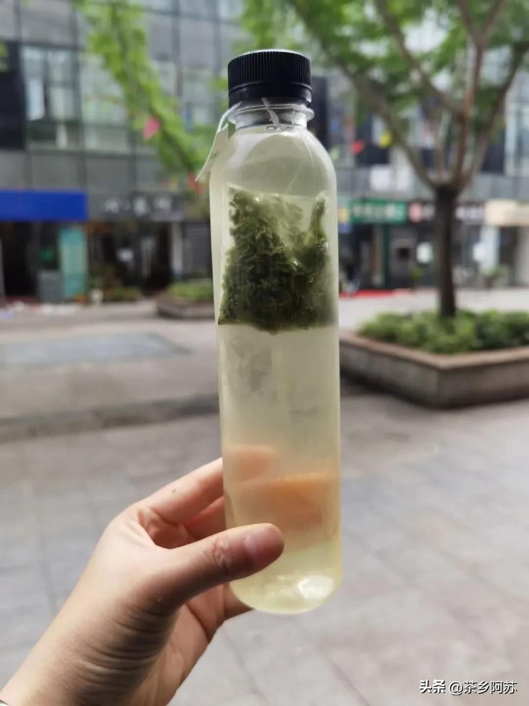 热茶和冷泡茶,夏天出汗多喝什么养生茶最好呢