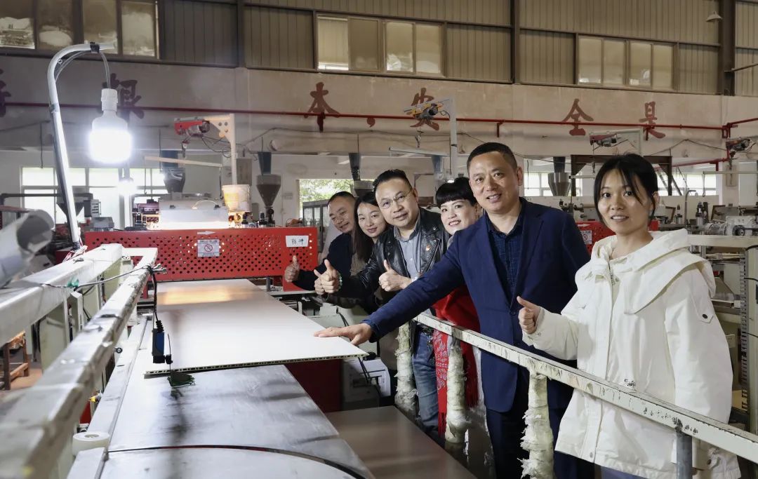 涓夊弸绉戞妧娣卞害鍒嗘瀽,涓夊弸绉戞妧榫欏ご