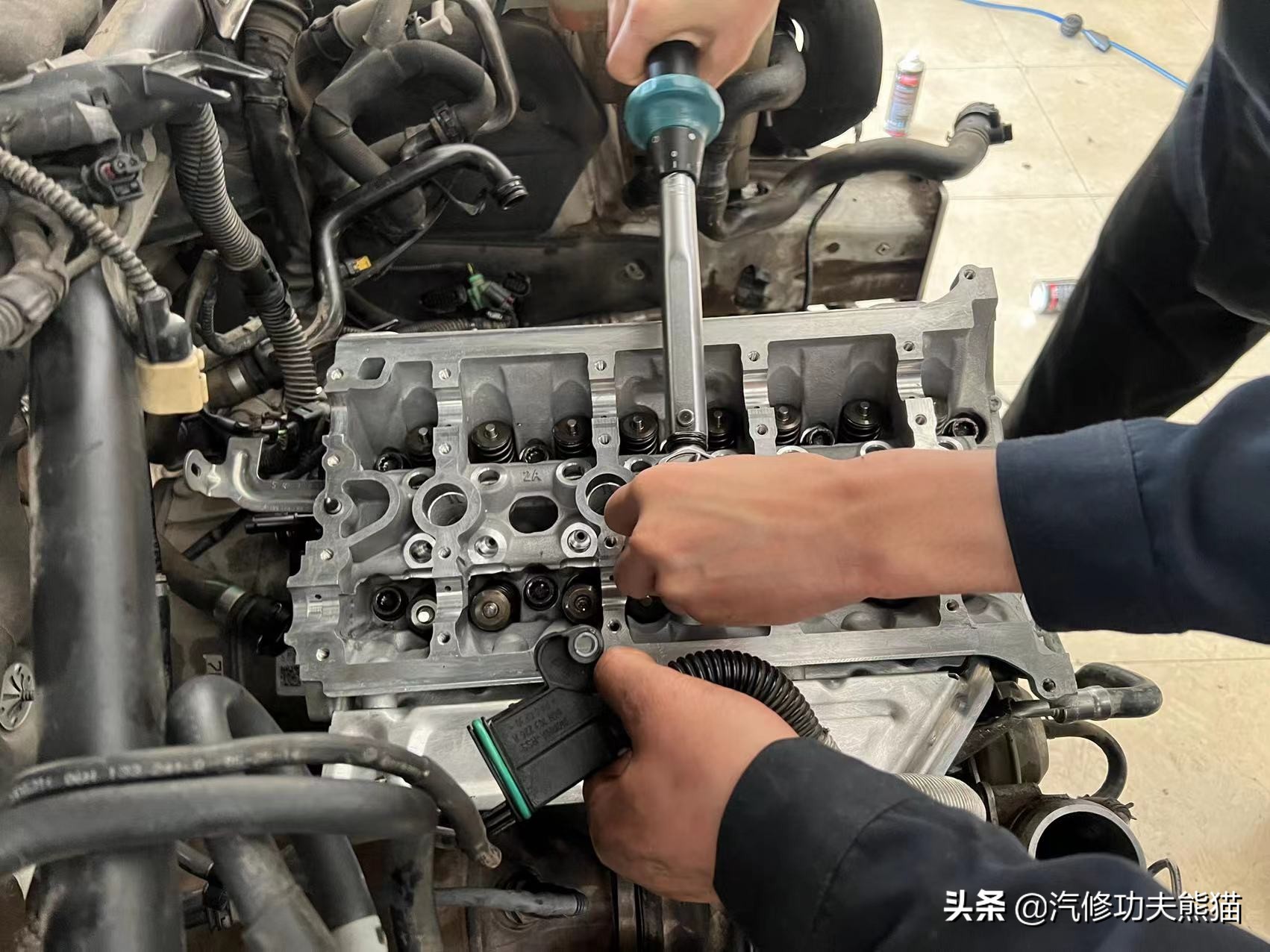 奥迪q5二手车烧机油,q5二手车大修翻新