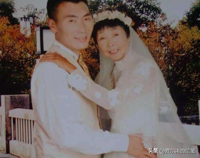 26岁东北小伙娶45岁媳妇,28岁小伙娶60岁老奶奶20年后现状