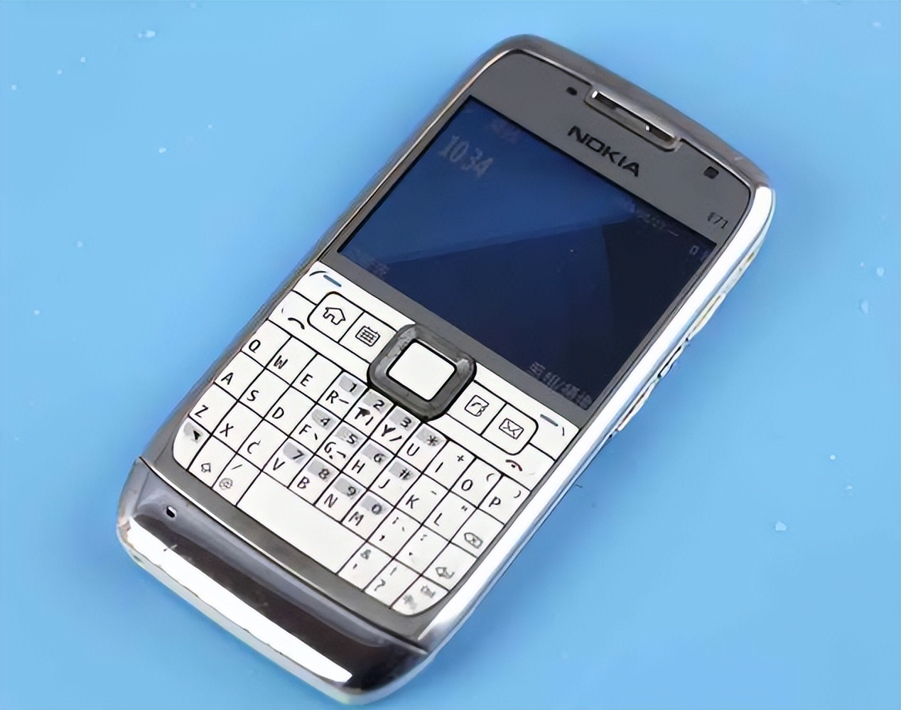 全球电视行业销量排名,75寸电视8000到10000推荐销量排行