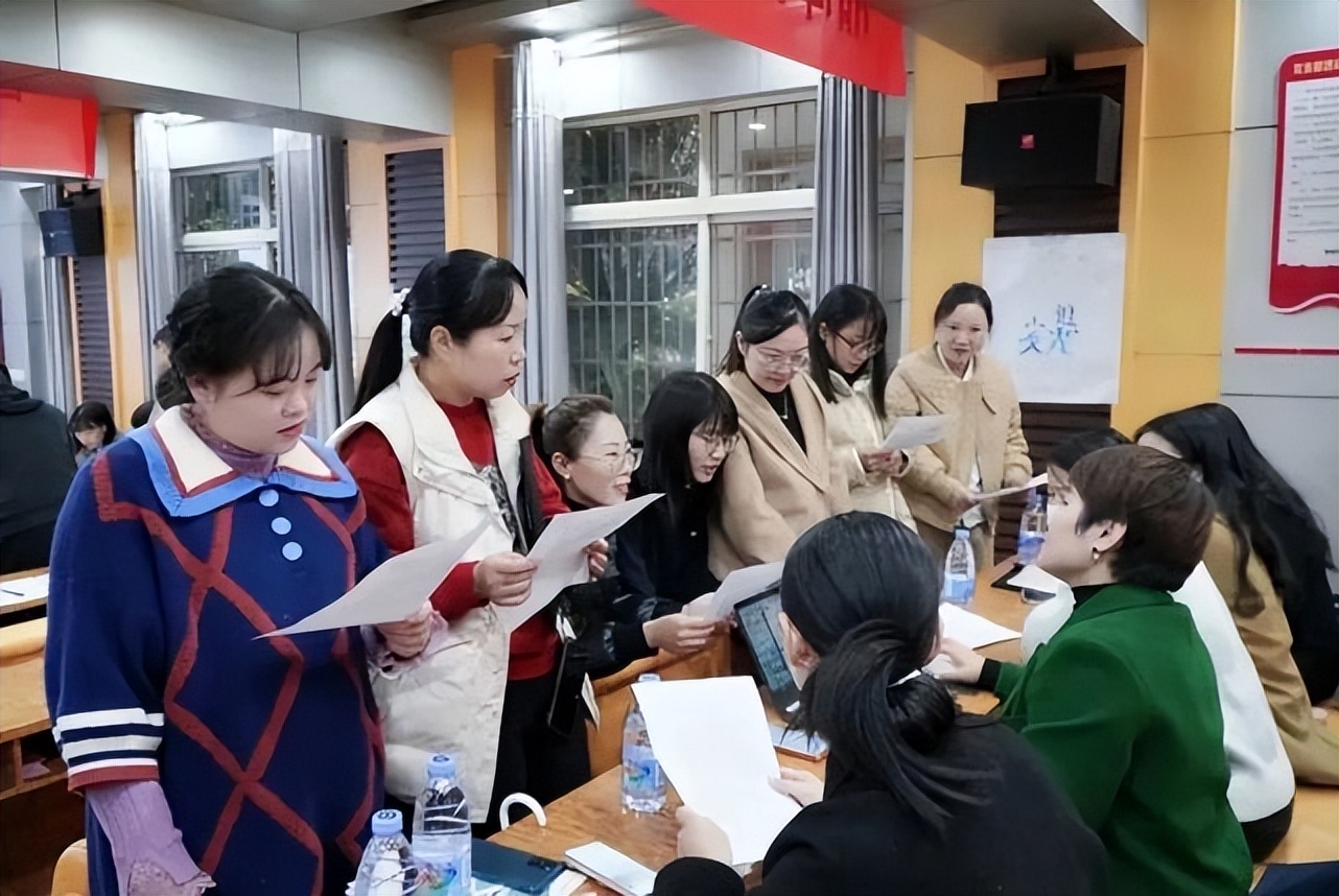 长潭两地融城历史教研活动扎实开展