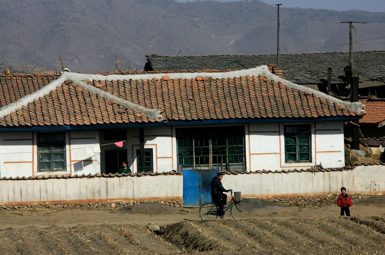 朝鲜人如何在国营商店购物,朝鲜百姓如何在国营商店购物