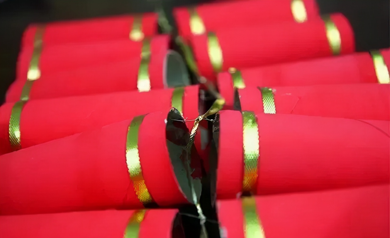 幼师素材】新年手工制作（灯笼+爆竹烟花+中国龙）