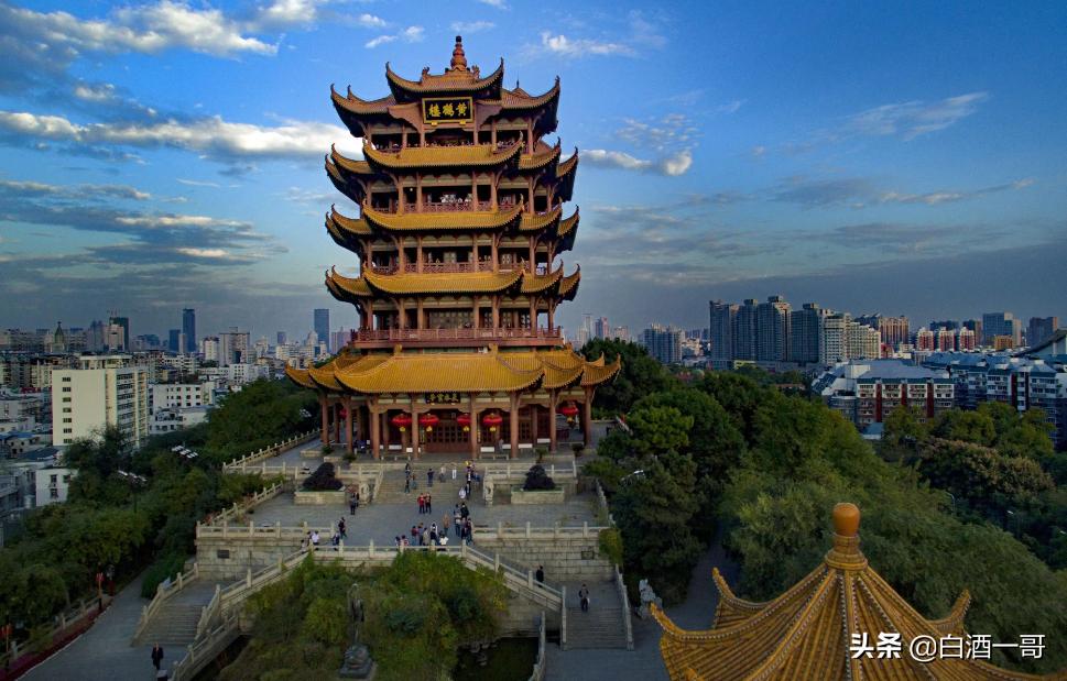 白酒内卷,白酒行业内卷严重怎么突破