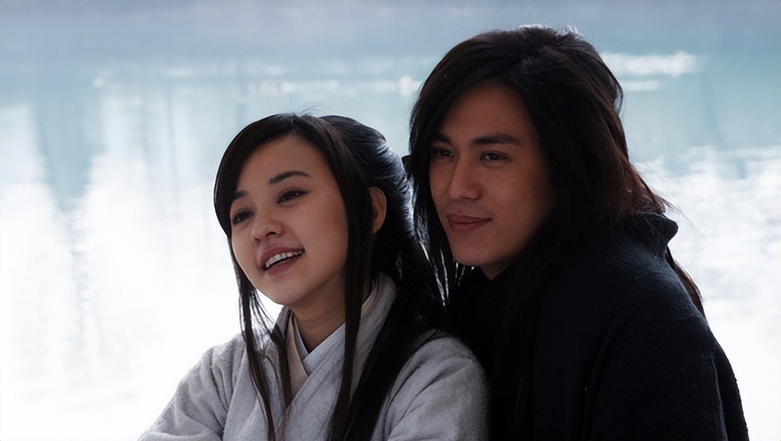 黄晓明锤上加锤，怒揭陈意涵“双面玉女”*局骗**，原来杨颖真没说谎