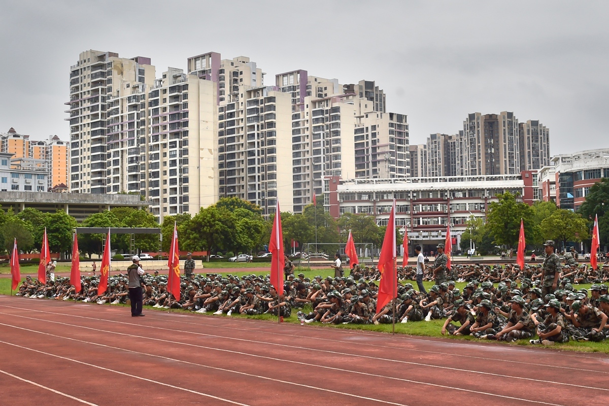 桂林各校军训精彩回顾,广西军训队列操