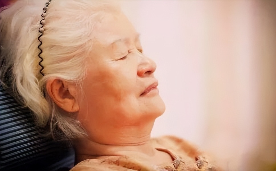 医生叮嘱家属注意事项,老人日常生活护理注意事项