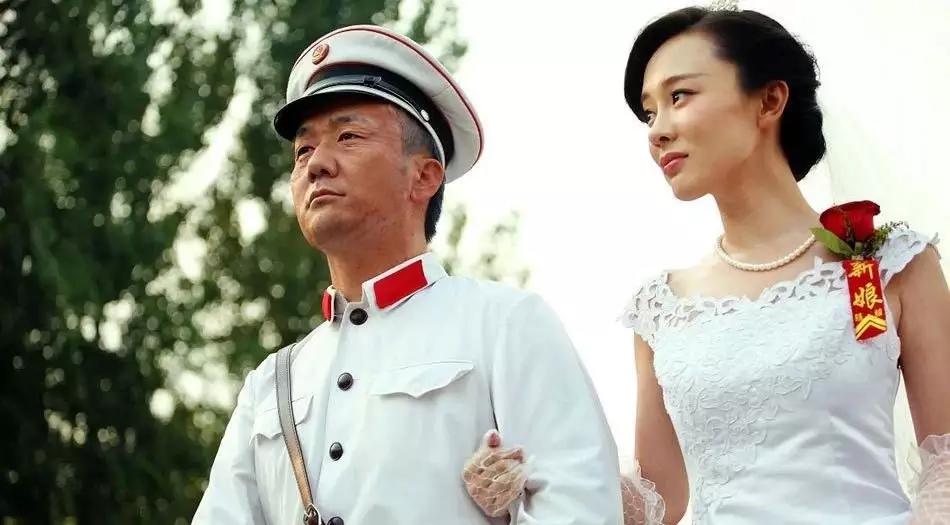 开工作室、坐拥10家公司，“消失”的王太利，才是娱圈的真正赢家