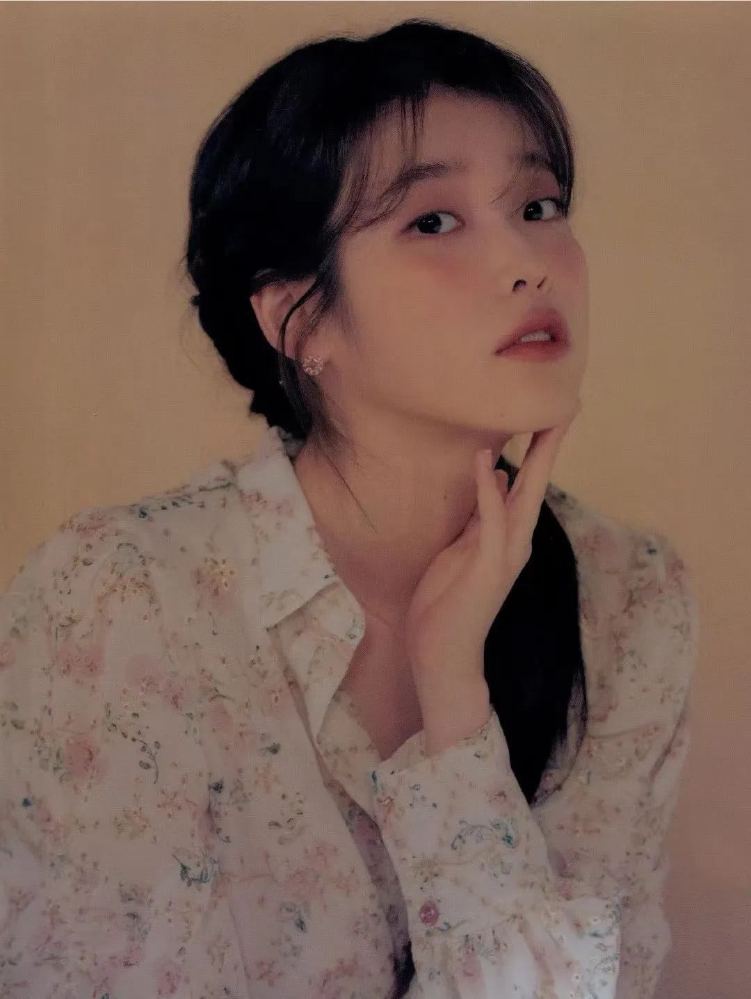 塌鼻子正脸好看,塌鼻子该如何变美啊