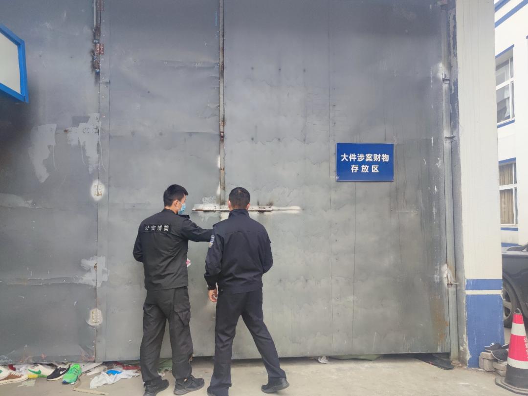 品牌实体店卖假货被抓,卖大牌假货被抓现场