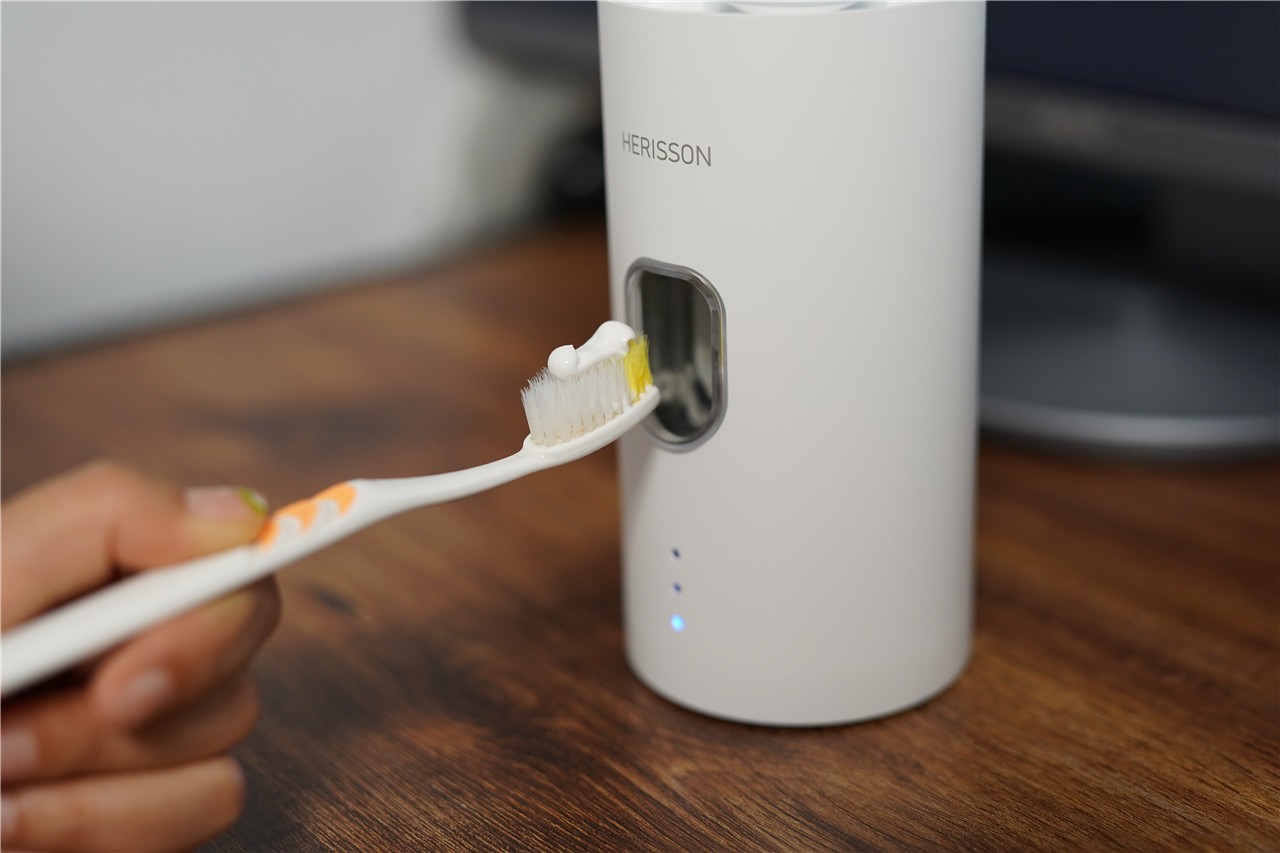 智能牙刷消毒器自动挤牙膏,智能牙刷牙膏消毒器