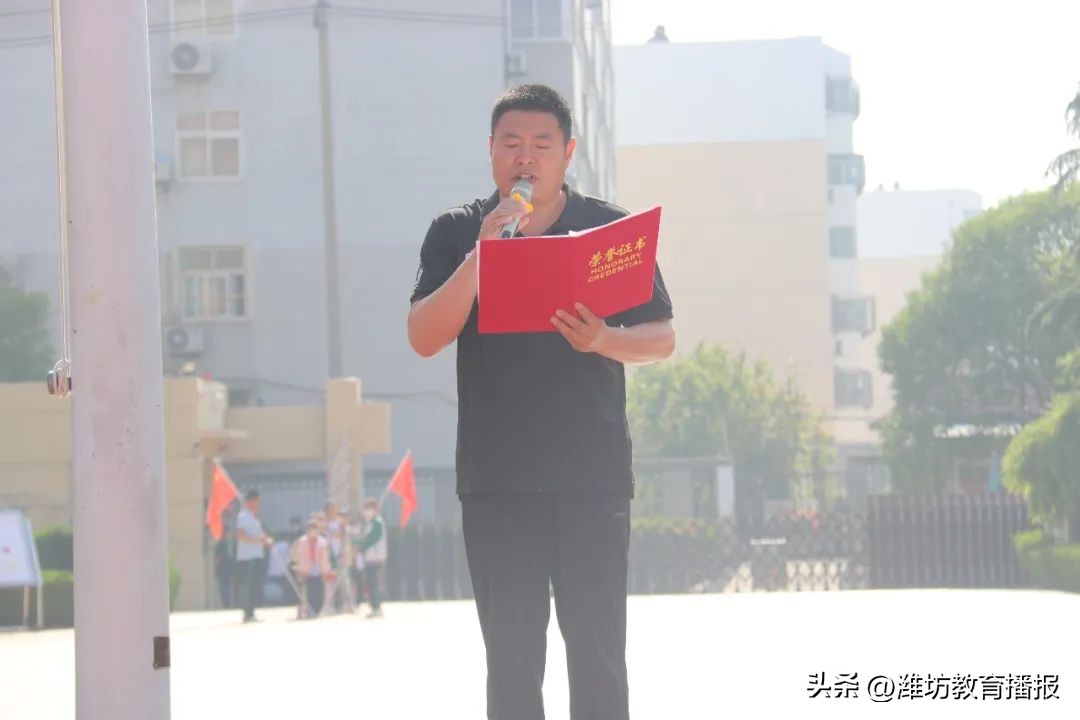 潍坊中新双语小学男篮,潍坊市中新双语学校篮球队