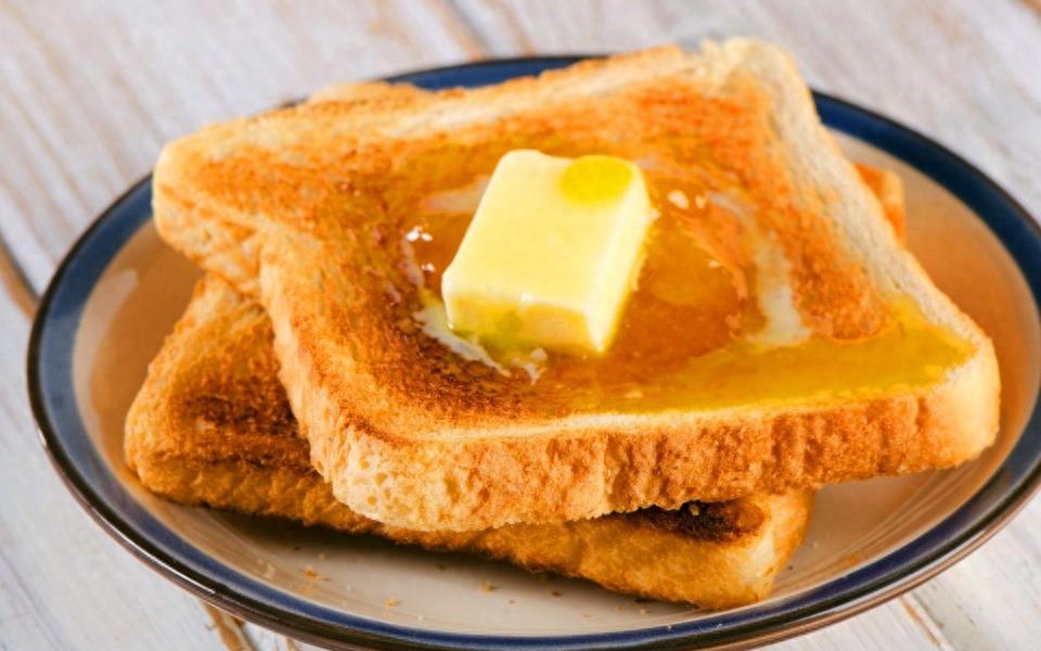 经常吃黄油对身体有好处吗,黄油与普通油哪个健康