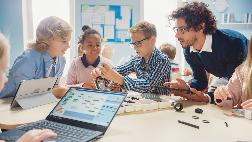 孩子沉迷游戏爸爸怎么教育,孩子沉迷游戏老爸怎么做