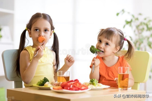 孩子咳嗽一声干呕一下怎么回事,宝宝总是咳两声就干呕怎么回事