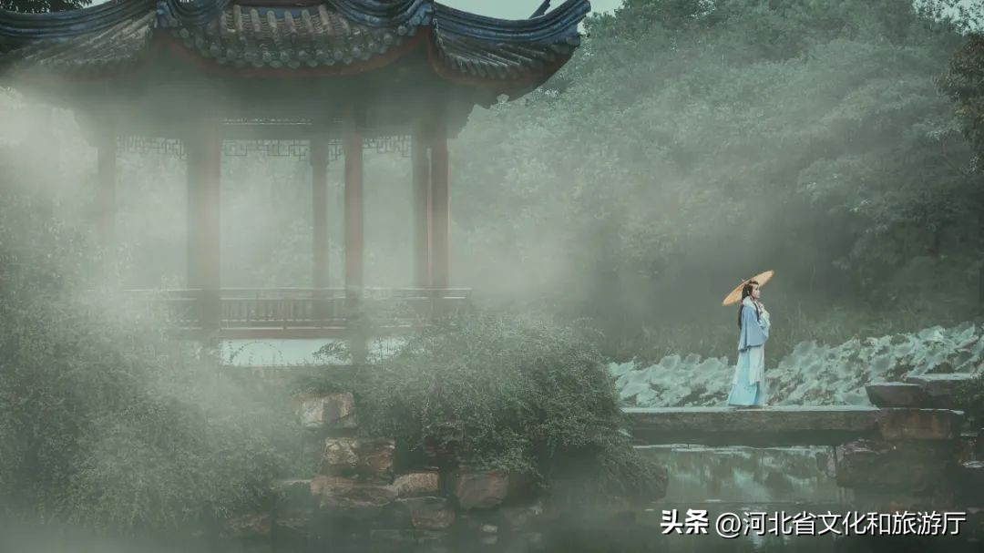 今日谷雨百谷万物更新,谷雨时期下雨的诗词