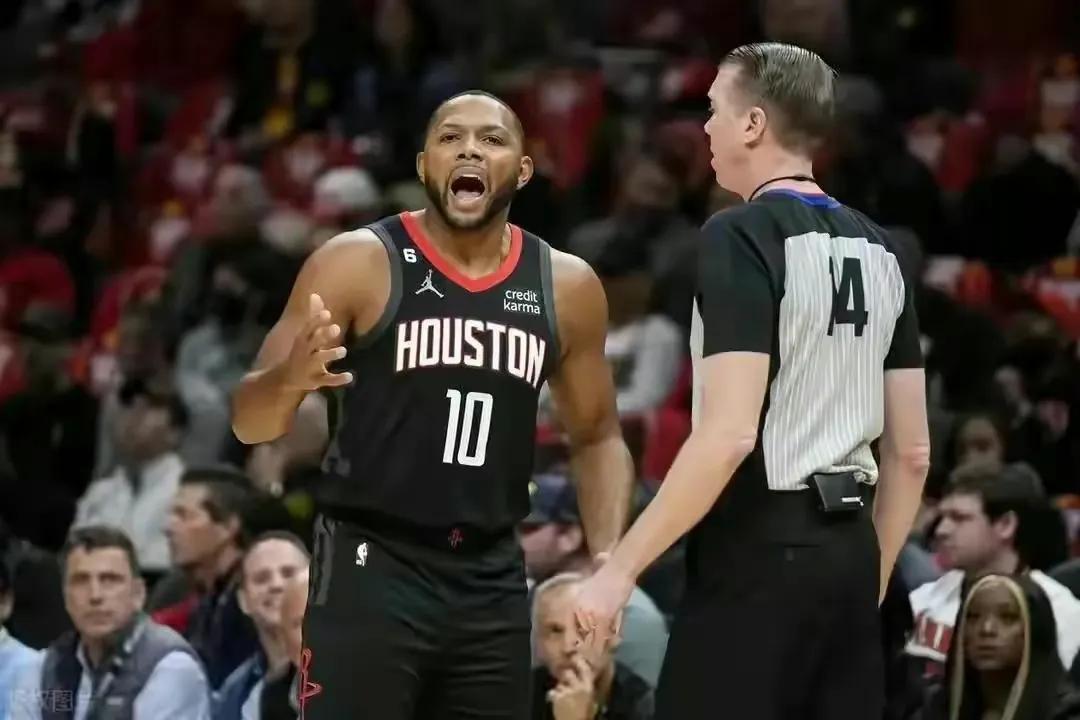 本赛季保罗遗憾瞬间,新赛季保罗乔治因伤缺席几周比赛