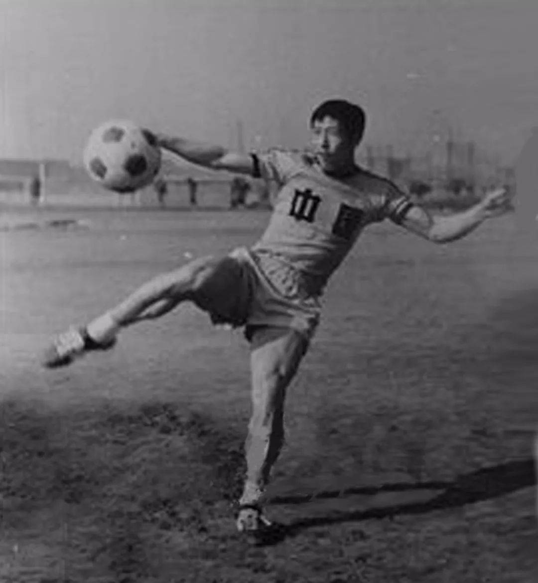 苏永舜评球,苏永舜时期国足中后卫是谁