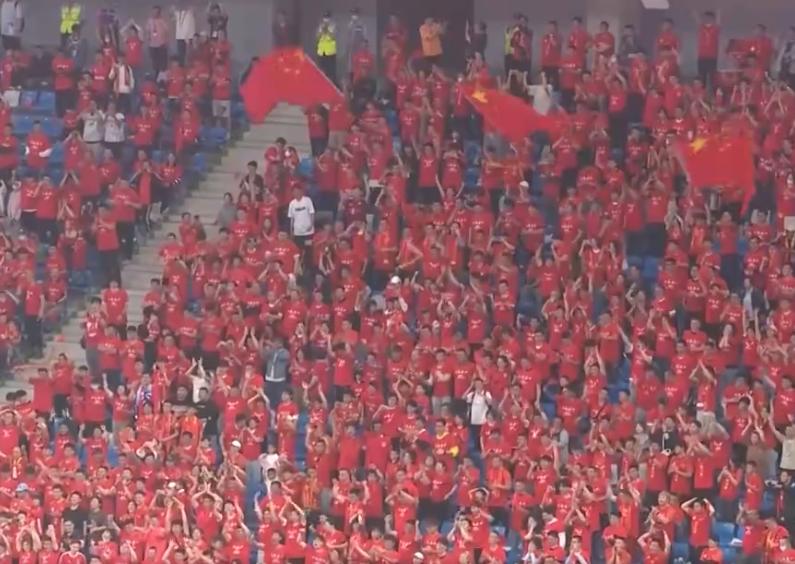 中国足球2:0巴勒斯坦,中国国足2:1黎巴嫩