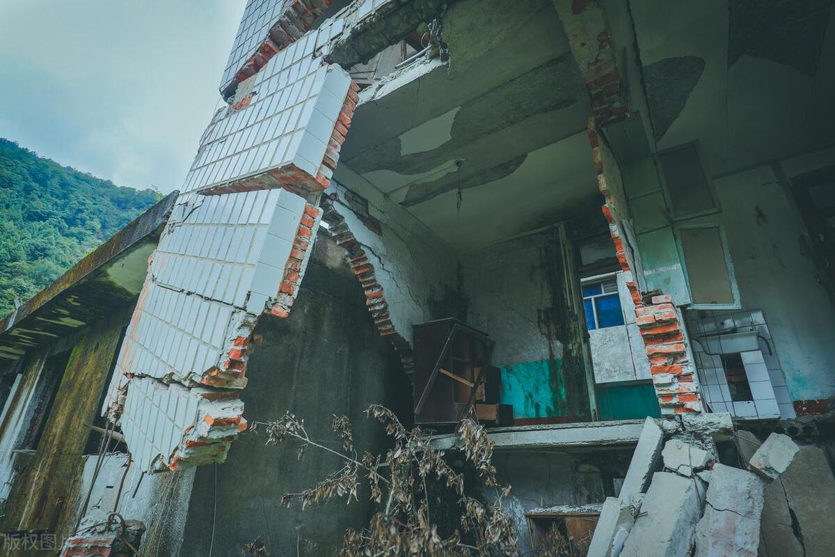 云南保山发生5.2级地震直播现场,云南保山发生5.2级地震现场情况