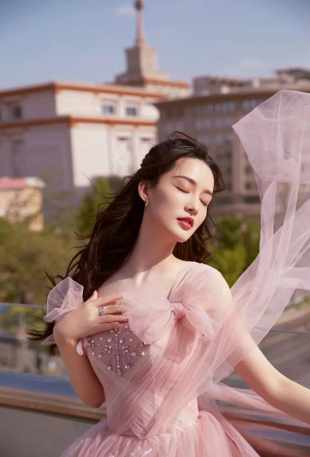 韩雪和倪妮谁漂亮,白鹿倪妮认识吗