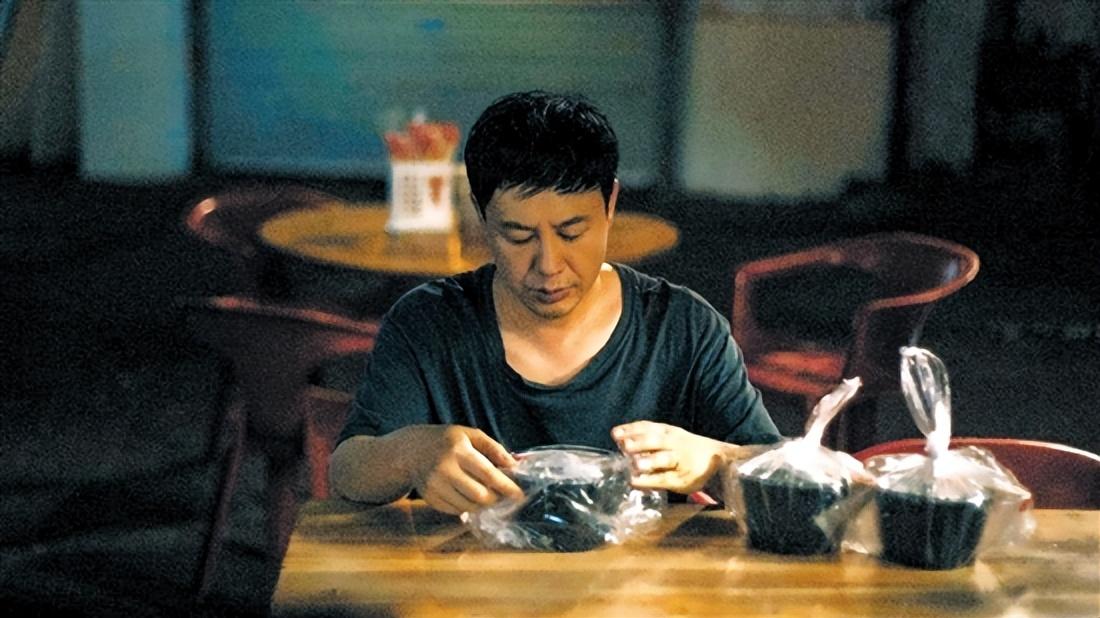 薛之谦被爆推镜头,薛之谦黑化照片