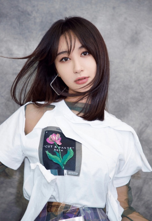 乘风破浪的姐姐第二季李菲儿身材,李菲儿花样滑冰北京八分钟热搜