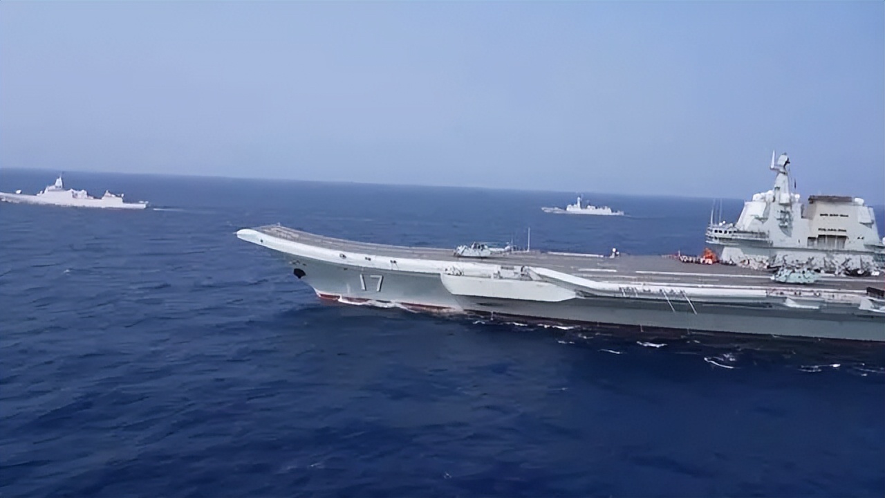 里根号航空母舰进中国南海视频,里根号航母编队在南海什么位置