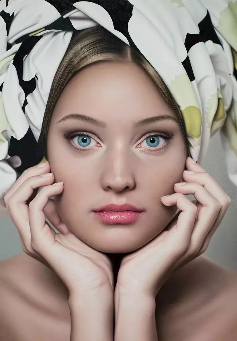 美女画家挑战冷军，画少女人体，放大10倍看细节让网友不淡定