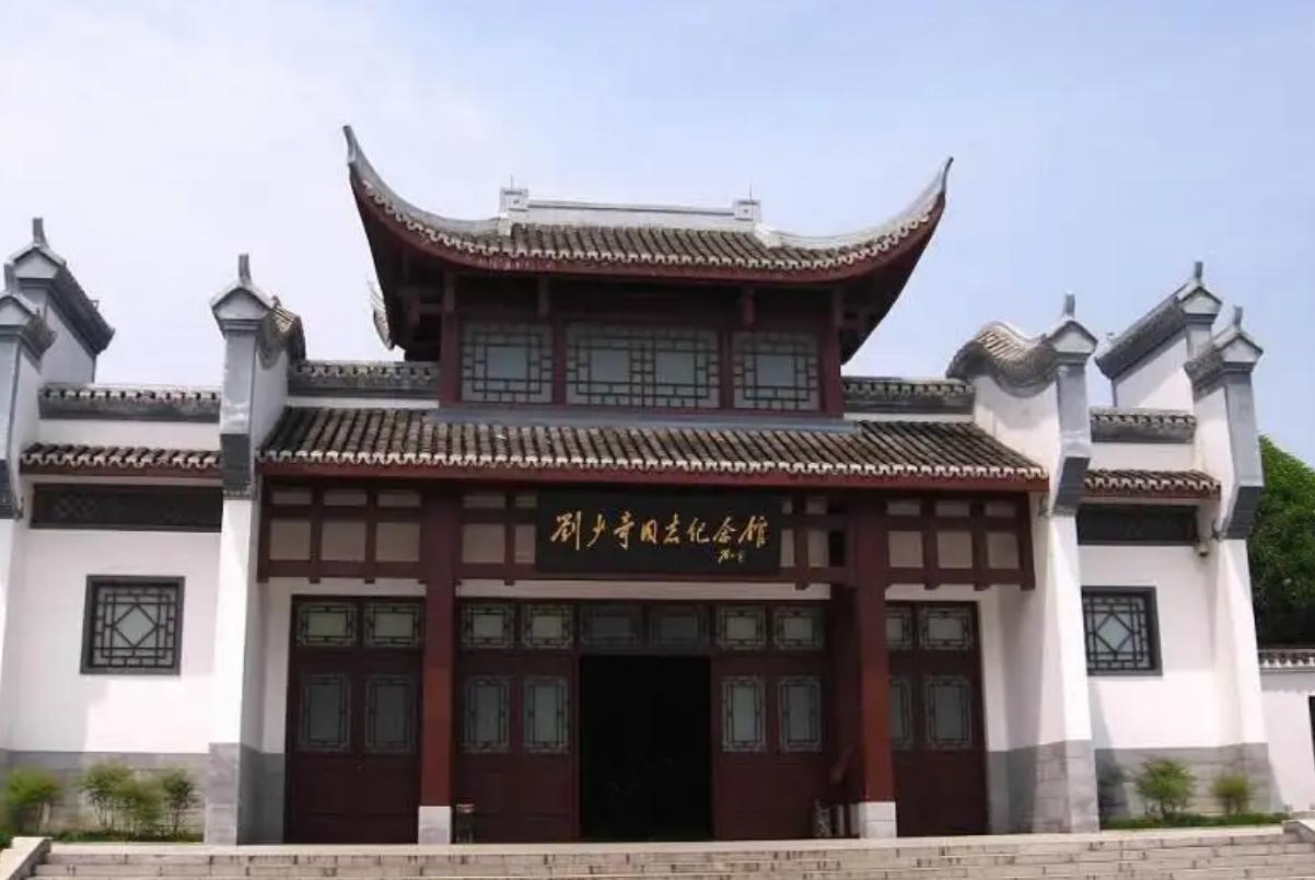 2006年王光美弥留之际，说了三个字花明楼，儿女们瞬间泪如雨下