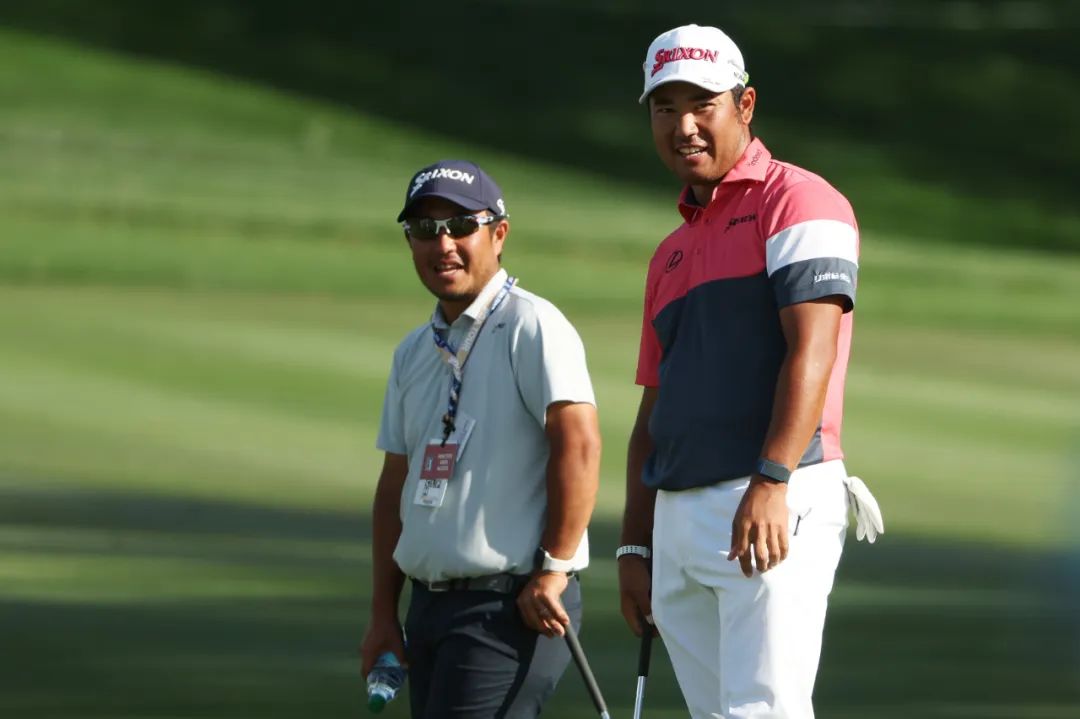 麦克罗伊和乔丹斯皮思,麦克罗伊抛球斯皮思