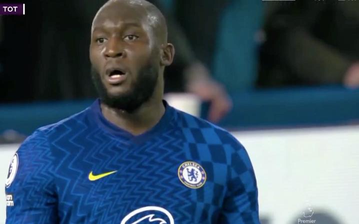 2-4英超比赛,英超最新战况曼联