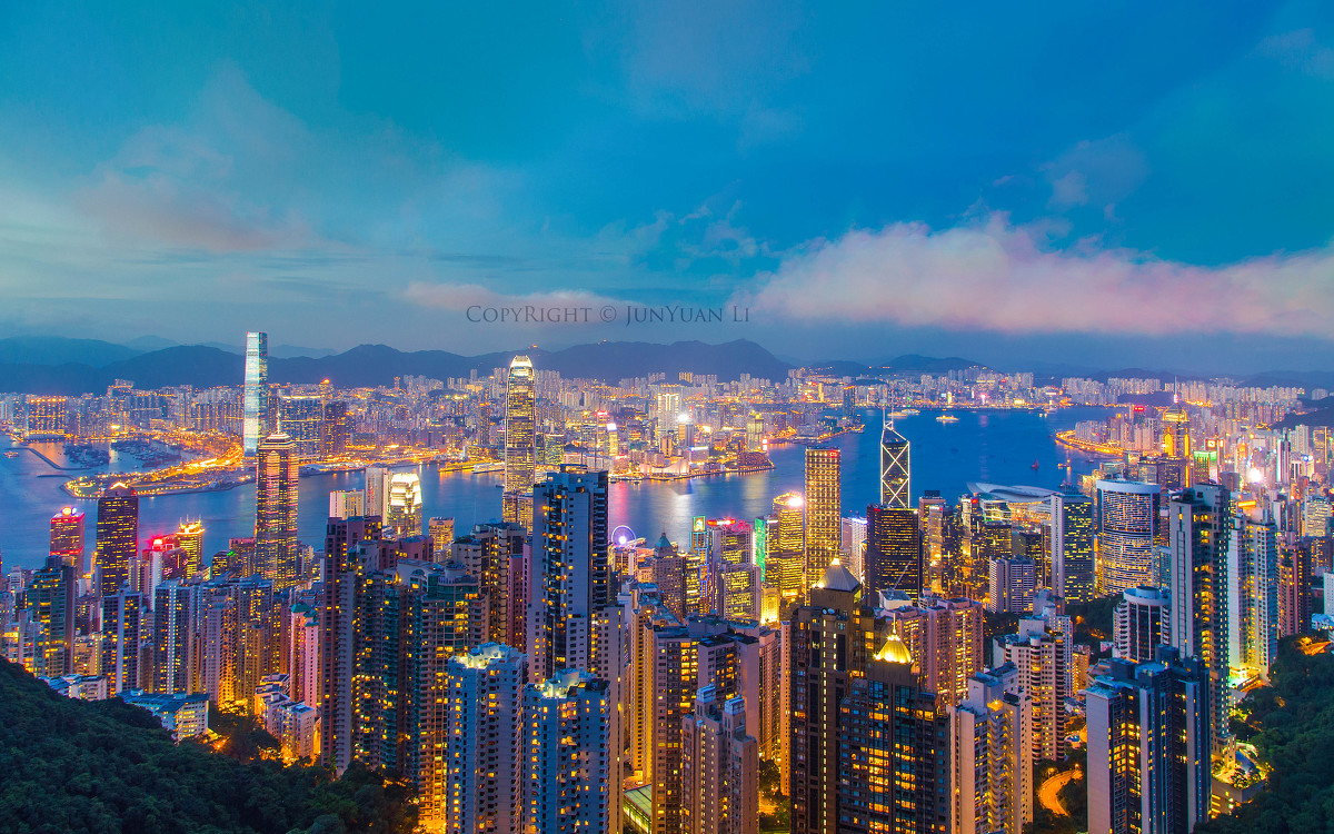 大陆人买香港保险的利与弊,什么样的人适合买香港保险