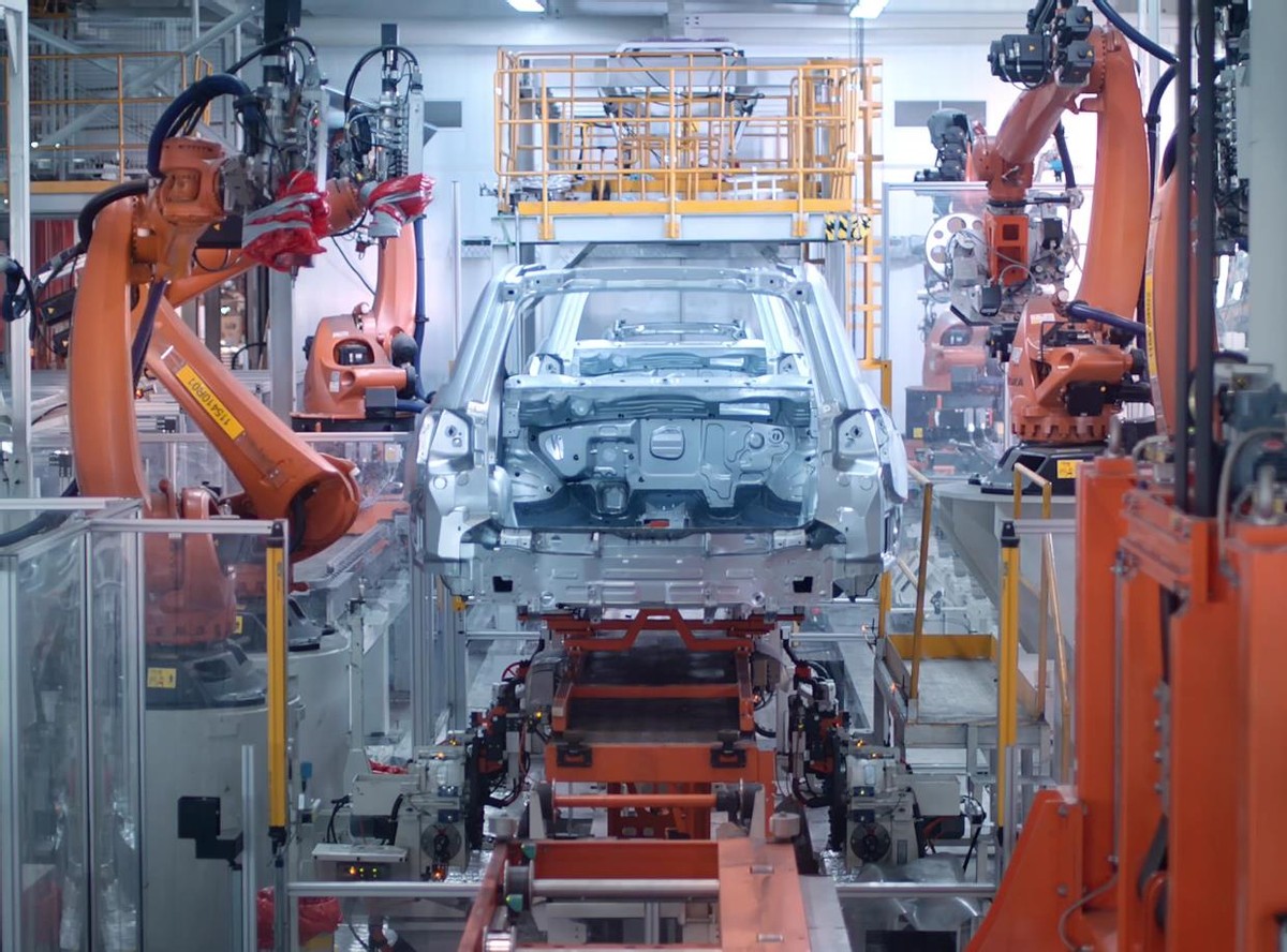 卓越品质,共同见证——上汽大众华中“大V”宁波工厂探秘之旅