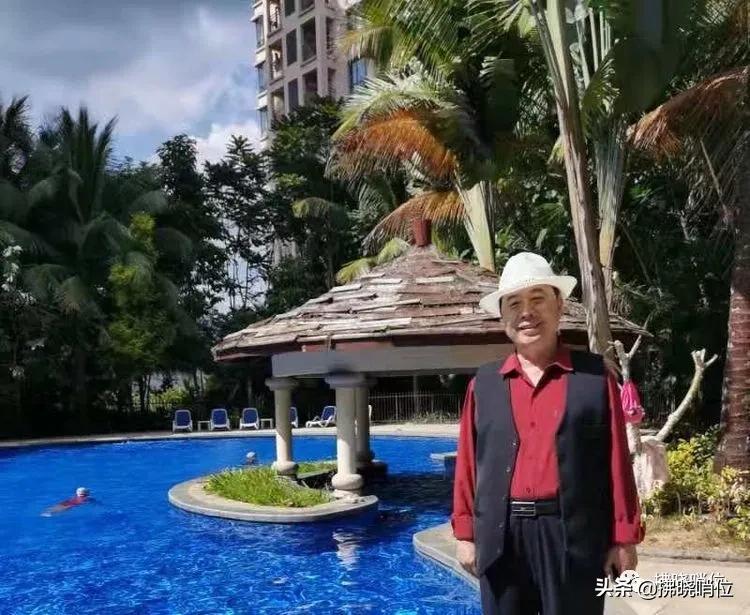 老战友四十年相聚联谊会上的感言,老战友40年后相逢重温战友情