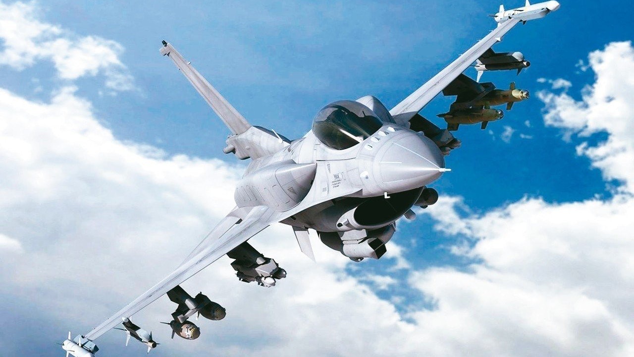 台湾f16v战斗机演习,台军f16战斗机换装发动机