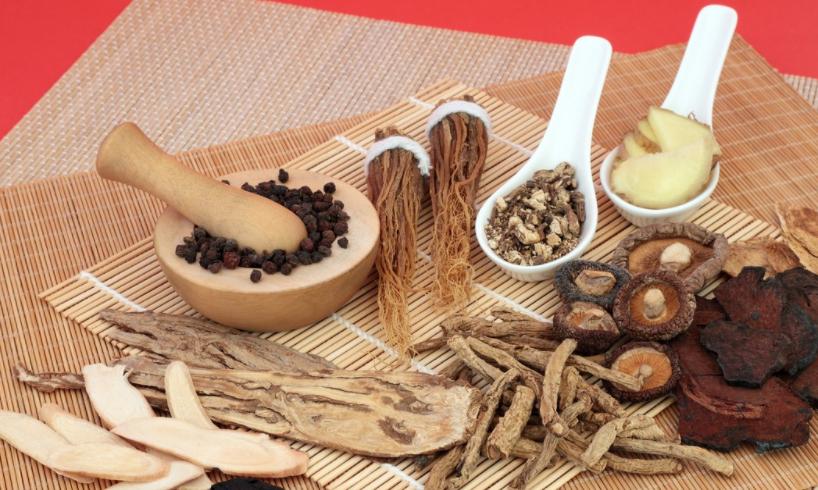 浅表性胃炎舌苔白厚腻吃什么药,浅表性胃炎伴糜烂舌苔白腻