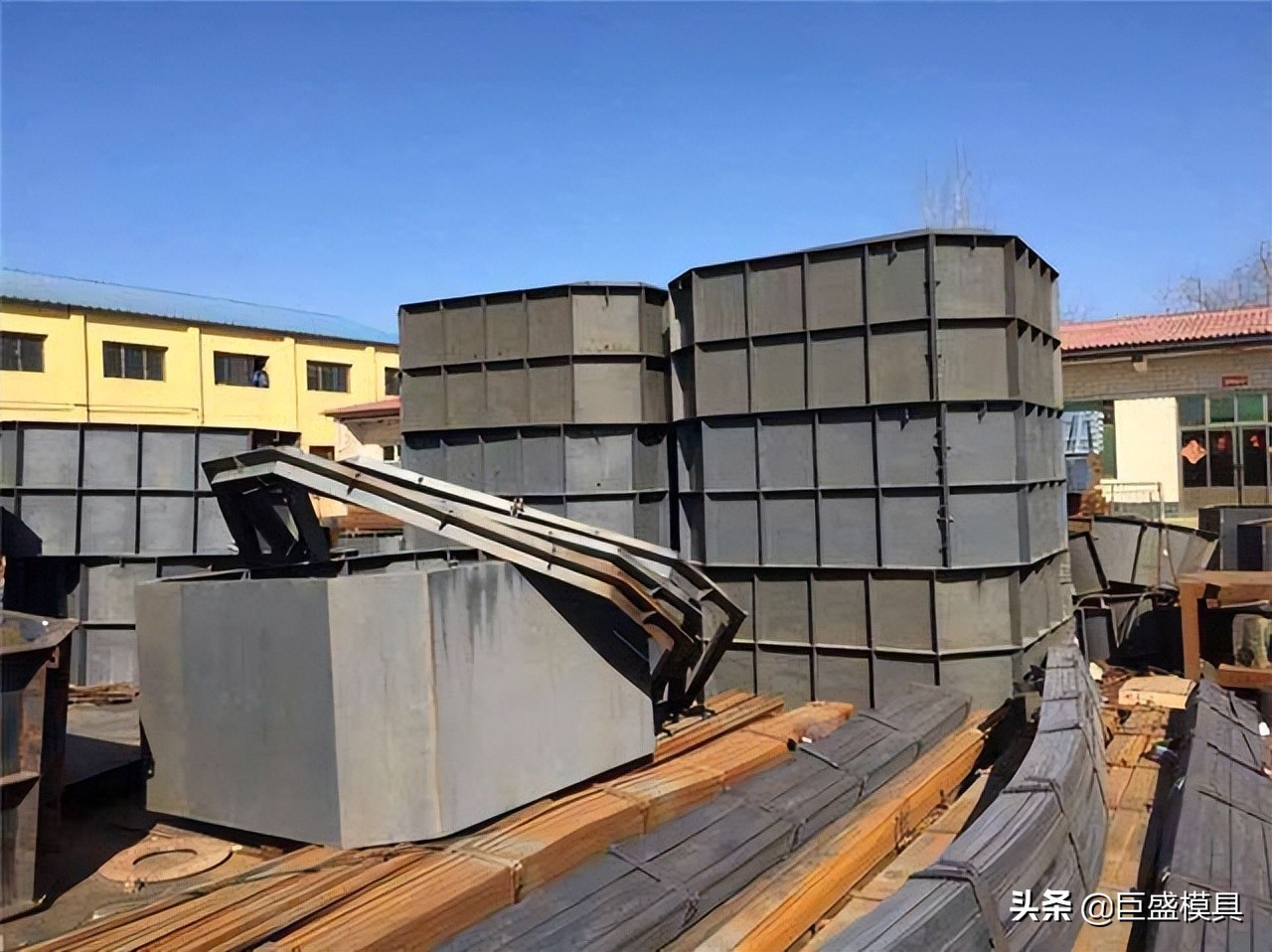 雨污水检查井模具尺寸,污水检查井钢模具怎么选