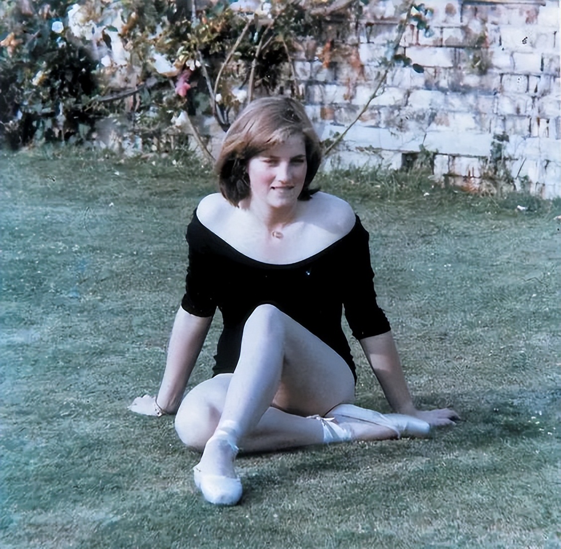 她死在亿万婚姻中