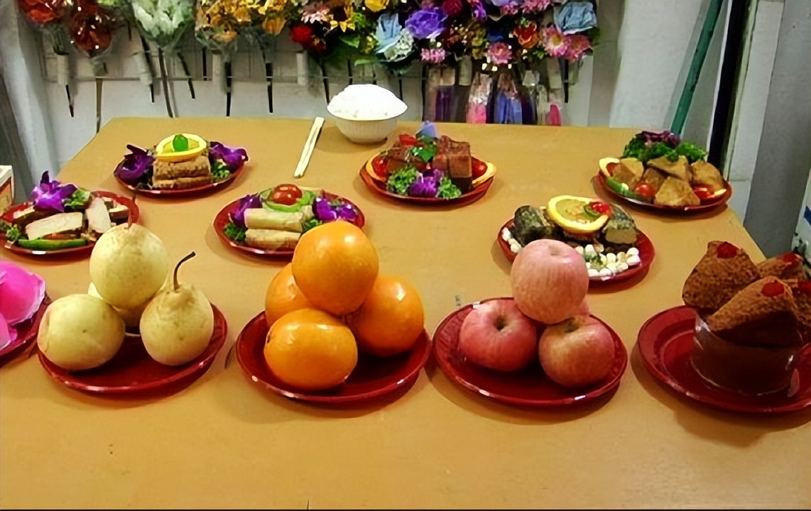 清明扫墓祭祖时有五大注意事项,清明扫墓十大禁忌都看看