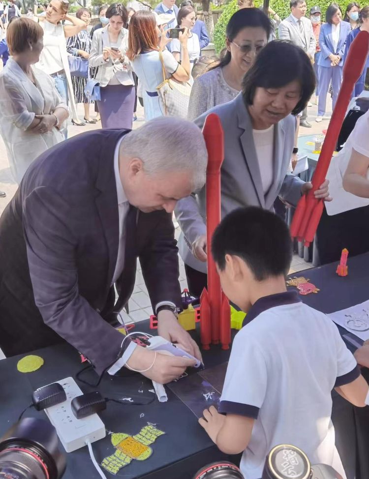 全国铁道兵战友通讯录,铁道兵战友网女兵图片