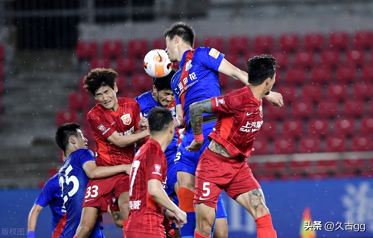 申花无缘晋级亚冠淘汰赛,青岛海牛主场0-1上海申花无缘决赛