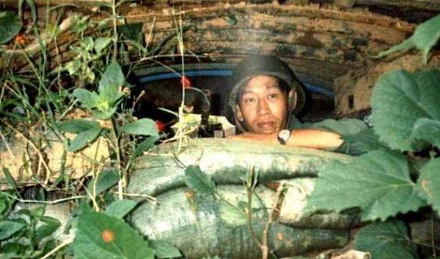 老山猫耳洞传奇完整版,老山猫耳洞驻守战士视频